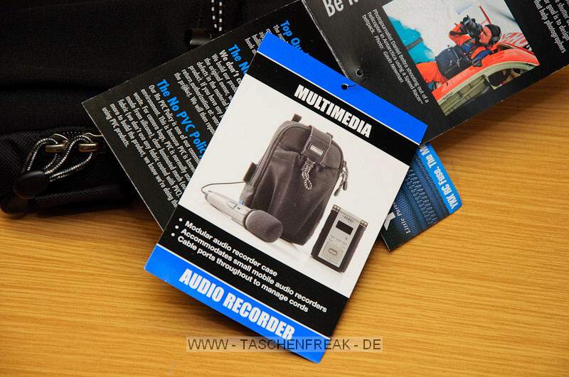 THINK TANK PHOTO - MULTIMEDIA AUDIO RECORDER\n\nFoto und Kommentar von J�rg Langer - www.taschenfreak.de\n\nKommentar:\n\nVielen Dank an ISARFOTO f�r die Leihstellung der Think Tank Produkte, die ich hiermit gerne den Taschenfreak.de Besuchern vorstellen m�chte.\n\nHier zeige ich Euch heute die AUDIO RECORDER aus der Multi Media Serie von Think Tank. Eigentlich geeignet f�r, wie es der Name schon sagt, f�r einen Audio Recorder. Man kann sehr gut Kabel herausf�hren und dieses auch an den Gurtsystemen von Think Tank befestigen. \n\nAuch in diese Tasche passt gut ein Systemblitz anstelle der Audio Komponenten.