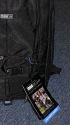 THINK TANK PHOTO - STREET WALKER HARDDRIVE\n\nFoto und Text von Jrg Langer - www.taschenfreak.de\n\nKommentar:\n\nHallo Zusammen,\n\nder neue StreetWalker Hard Drive von den Taschenmachern aus USA ist mein neuer Begleiter geworden. Schon nach wenigen Tagen habe ich Ihn fest in mein groes Taschenherz geschlossen :-).\n\nEr lste bei uns den Lowepro Mini Trekker AW und Lowepro CompuTrekker AW ab.\n\nEr ist in Etwa vergleichweise grpo in den Auenmaen - nur etwas tifer - aber innen ein wahres Packwunder. Auch das Tragegestelle ist deutlich besser als bei den beiden anderen genannten.\n\nWir verstauen darin zwei komplette DSLRs mit groen Objektiven und alles was an Zubehr so "mit muss". Auch die Stativhalterung ist sehr gelungen und in der Praxis super einsetzbar und das egal ob man ein kleines Reisestativ wie das Travel Angel aus dem Hause benro einsetzt oder ein greres und lngeres wie in unserem Falle das Quadro Pod aus dem Hause Novoflex.\n\nIch denke die Bilder zeigen gut die Vielfalt und die Nutzbarkeit dieses Begleiters.\n\nIn wenigen Wochen werde ich diesen Im Flieger nach Dubai testen und sicher einen intensiveren Eindruck vermitteln knnen.\n\nBis dahin - erstmal Prdikat "Taschenfreak empfiehlt als einen der fnf besten Taschen"!\n\nEuer Jrg